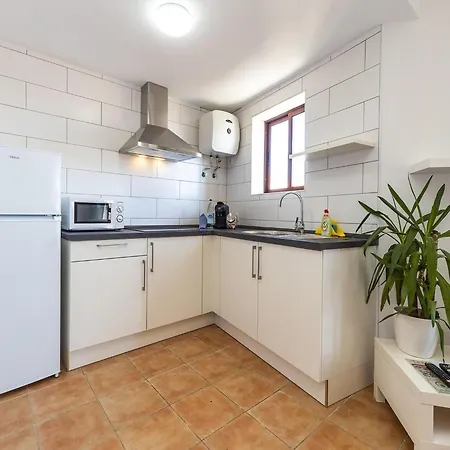 Διαμέρισμα Inviting In - La Oliva Near The