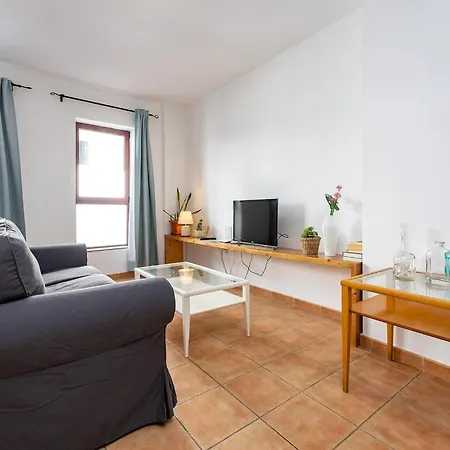 Inviting In - La Oliva Near The