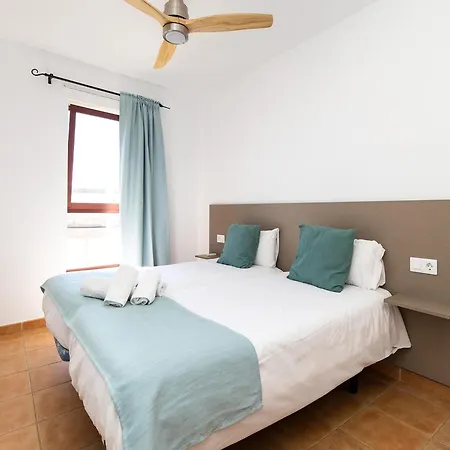 Inviting In - La Oliva Near The